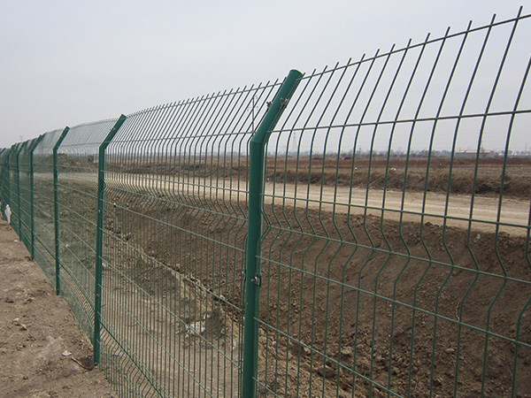 公路護欄網(wǎng)圖片3 公路護欄網(wǎng)圖片3