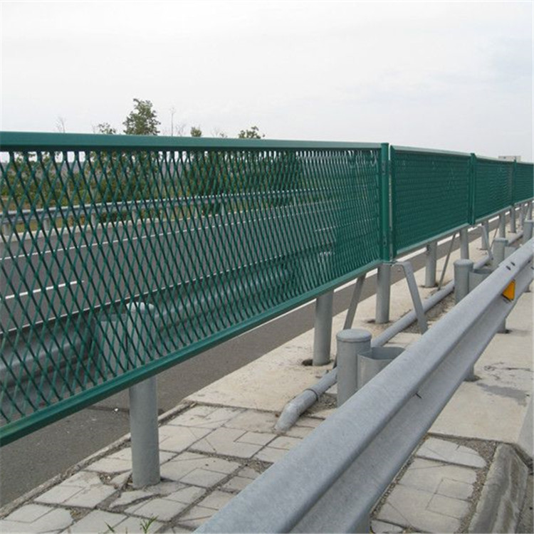 高速防眩網(wǎng)案例展示圖片4 高速防眩網(wǎng)案例展示圖片4