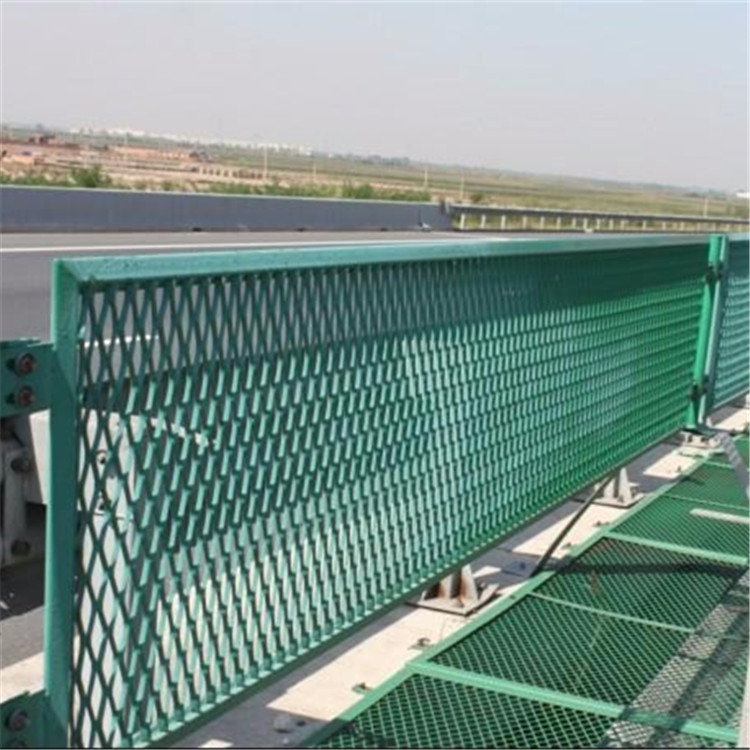 高速公路護欄網(wǎng)案例展示圖片3 高速公路護欄網(wǎng)案例展示圖片3