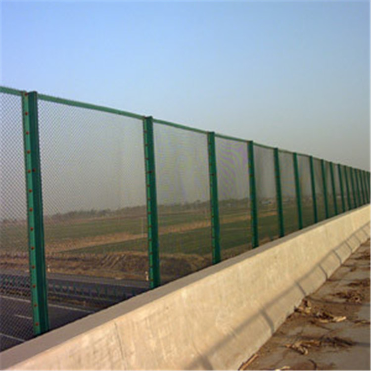 橋梁防拋網(wǎng)案例展示圖片1 橋梁防拋網(wǎng)案例展示圖片1