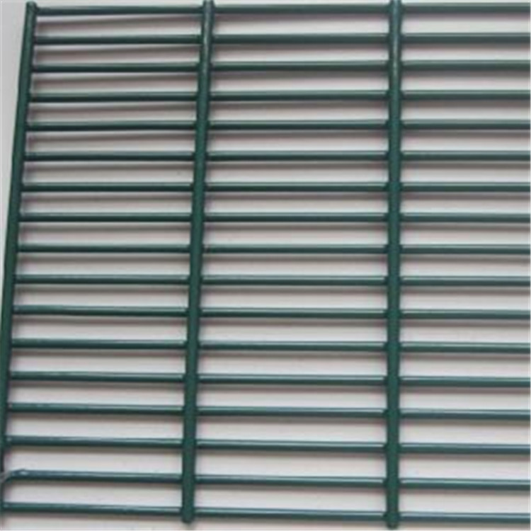 358防攀爬護欄網(wǎng)案例展示圖片1 358防攀爬護欄網(wǎng)案例展示圖片1